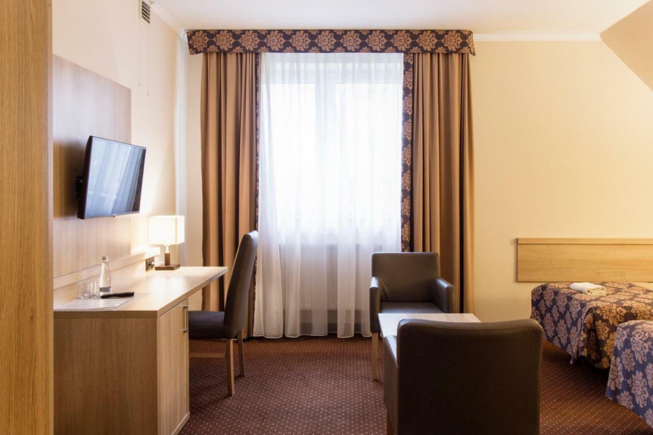 Motel Db2000 Biłgoraj Eksteriør bilde
